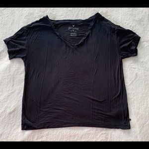 American Eagle Black T-shirt